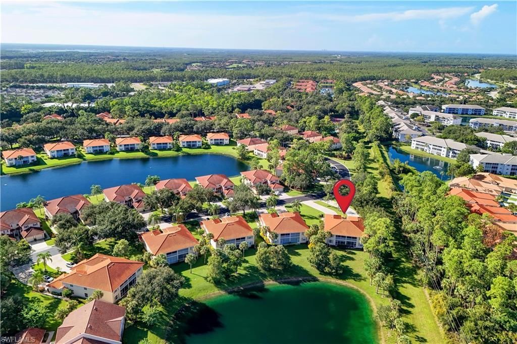 475 Robin Hood Cir, Unit 202, Naples, FL 34104 Photo