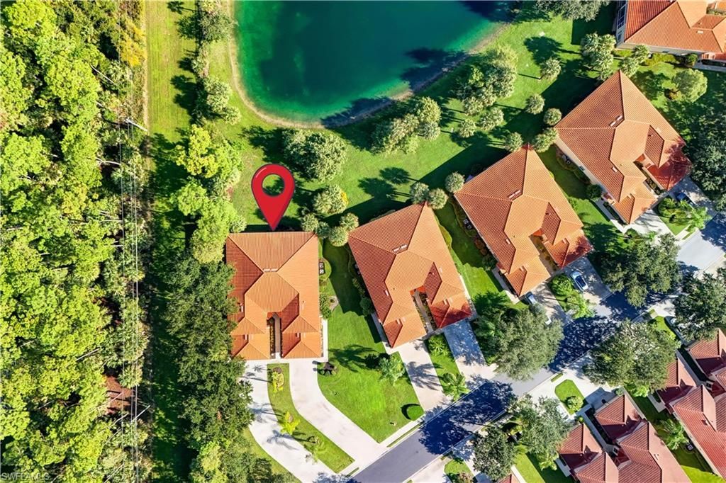475 Robin Hood Cir, Unit 202, Naples, FL 34104 Photo