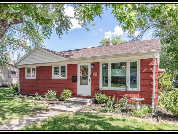 801 GROVE STREET, Menasha, WI 54952
