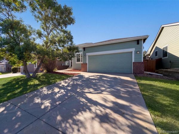 10009 Strathfield Lane , Highlands Ranch, CO 80126