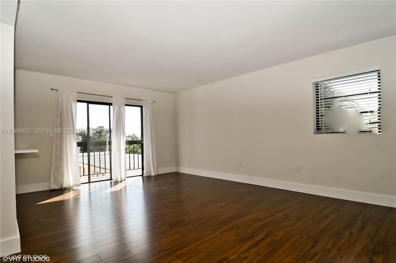 1617 Jefferson Ave, Unit 404, Miami Beach, FL 33139 Photo