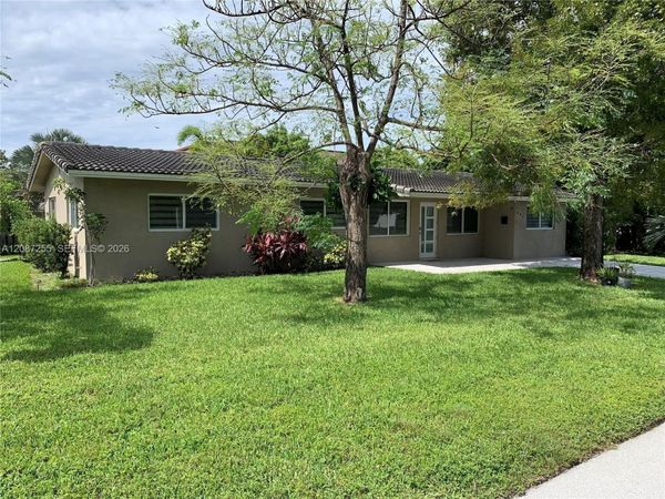 491 SE 23rd Ave , Pompano Beach, FL 33062