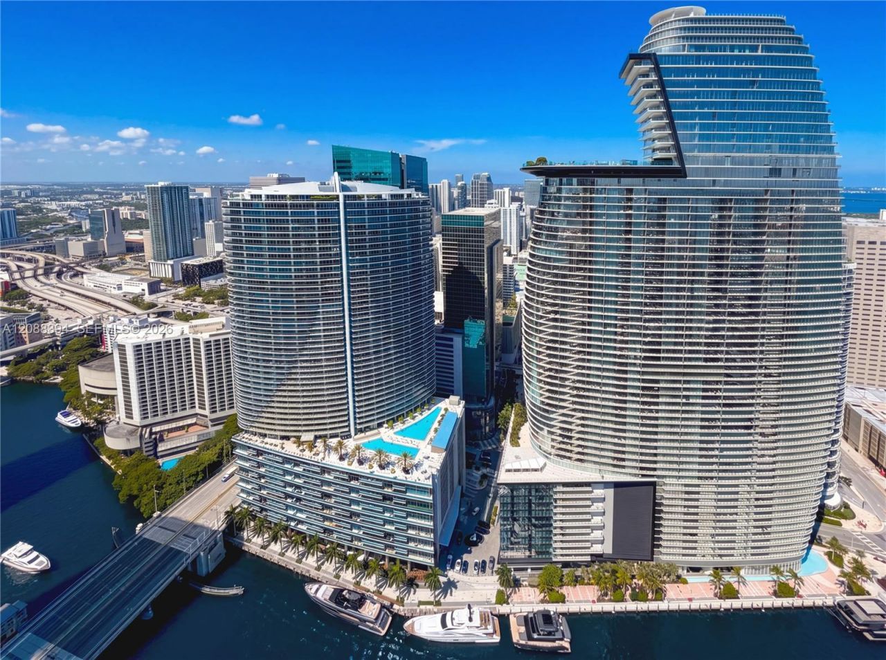 465 Brickell Ave, Unit 5704, Miami, FL 33131 Photo