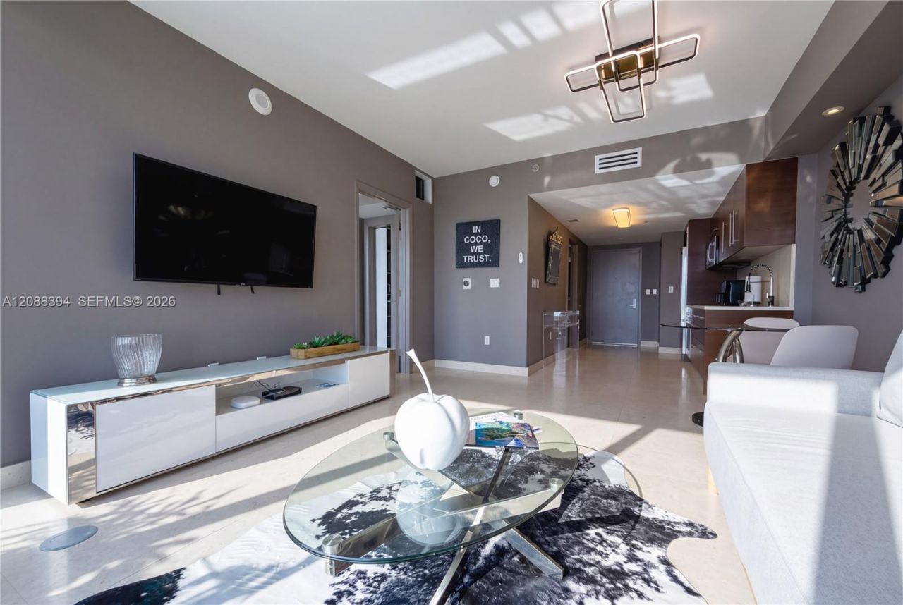 465 Brickell Ave, Unit 5704, Miami, FL 33131 Photo