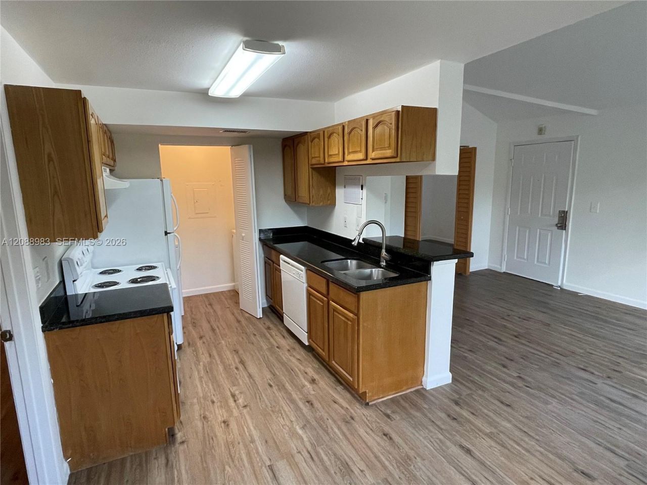 8739 NW 39th St, Unit 8739, Sunrise, FL 33351 Photo