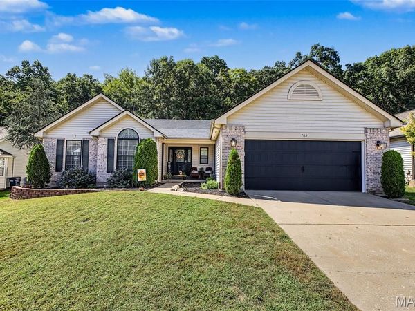 765 Emerald Oaks Court, Eureka, MO 63025