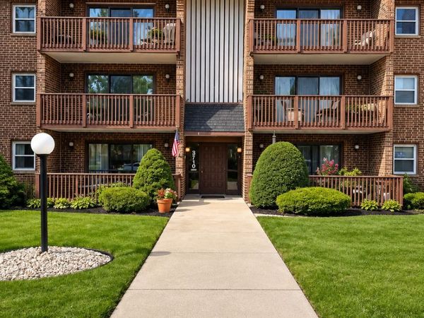 3710 215th Street, Unit 303, Matteson, IL 60443