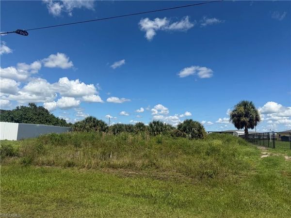 9006 Maywood CIR, LABELLE, FL 33935