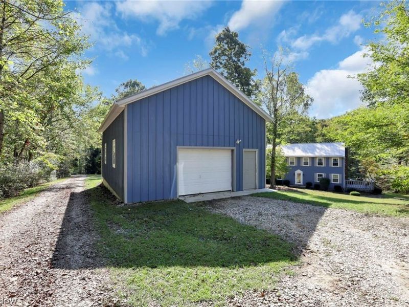 557 Hillsdale Drive, Coshocton, OH 43812 Photo 30