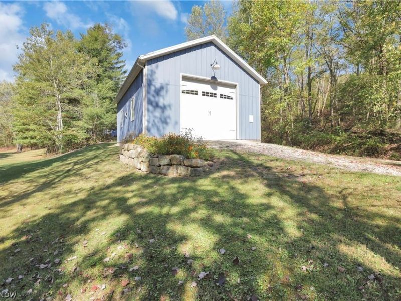 557 Hillsdale Drive, Coshocton, OH 43812 Photo 31