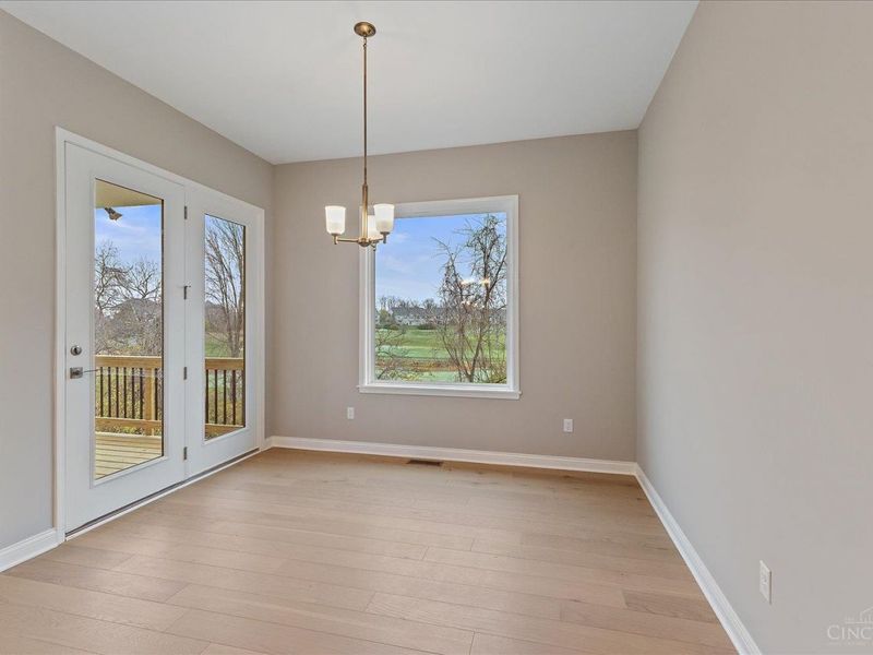2504 Bent Grass Drive, Beavercreek, OH 45431 Photo 8