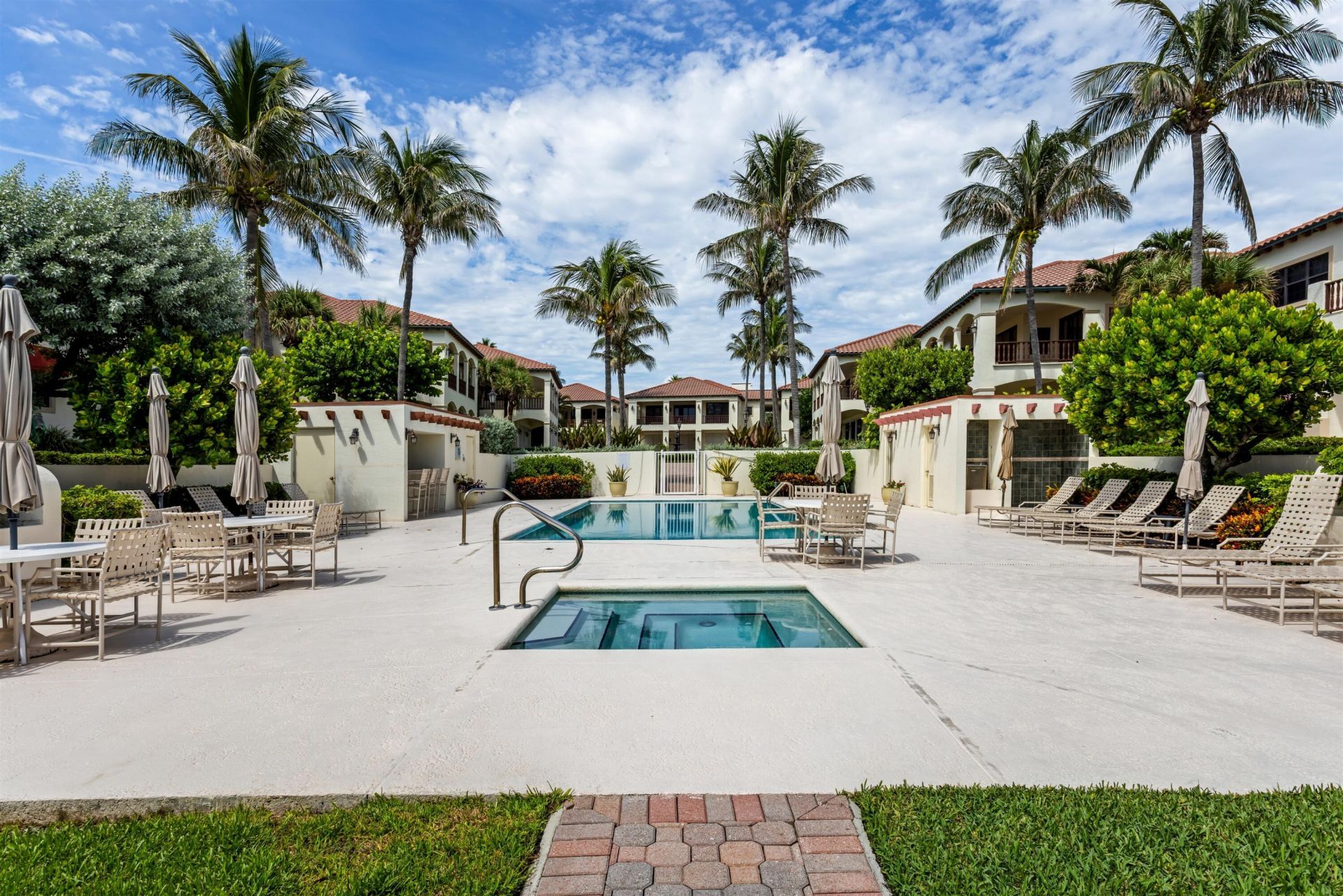 5833 N Ocean Boulevard, Unit D2, Ocean Ridge, FL 33435 Photo