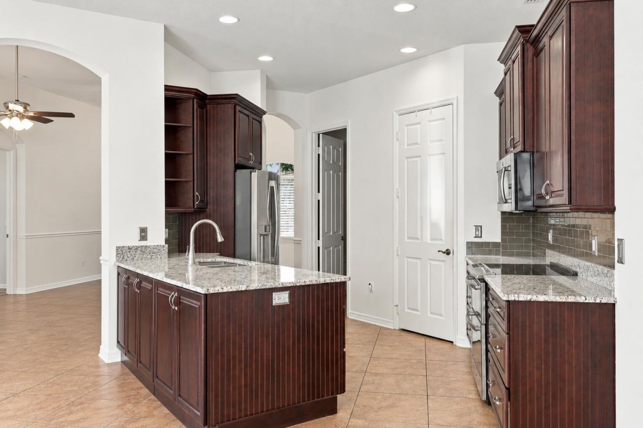 718 SW Myakka River, Port Saint Lucie, FL 34986 Photo