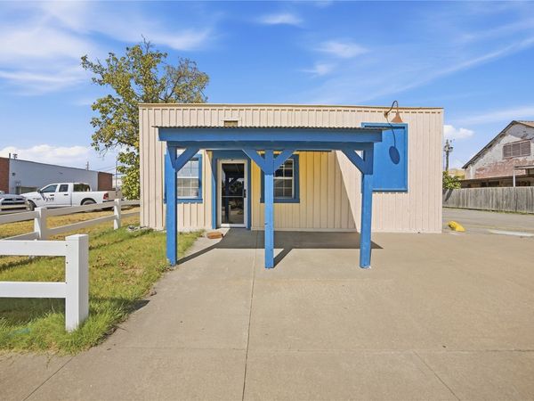 217 E Cherokee Avenue , McAlester, OK 74501
