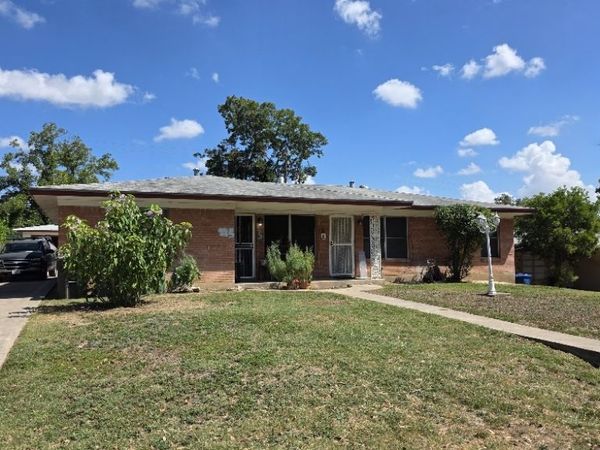 223 SUNNYLAND DR, San Antonio, TX 78228