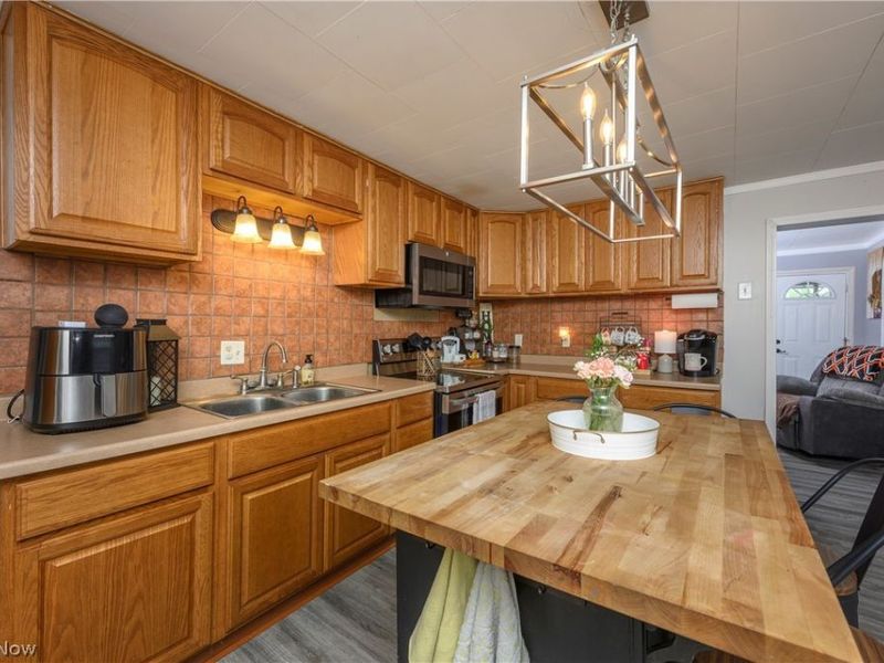 544 E High Street, Uhrichsville, OH 44683 Photo 14