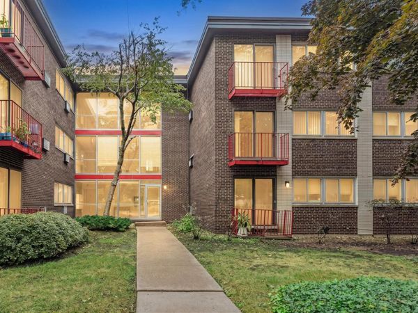 8500 Skokie Boulevard, Unit 1D, Skokie, IL 60077