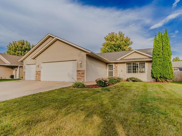 113 Timberwolf Court, Mankato, MN 56001