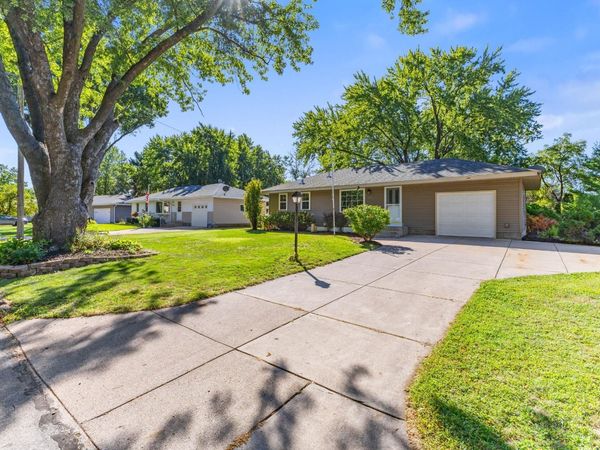 10913 Washington Street NE, Blaine, MN 55434