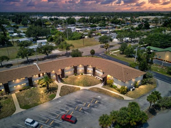 245 CENTER ROAD , Unit 109, VENICE, FL 34285