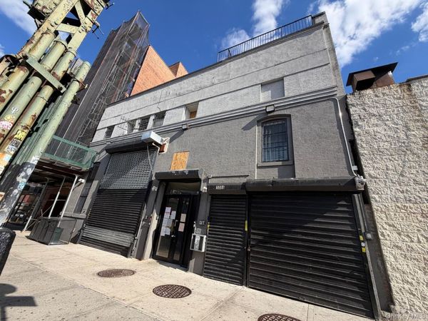 1086 Myrtle Avenue , Brooklyn, NY 11206