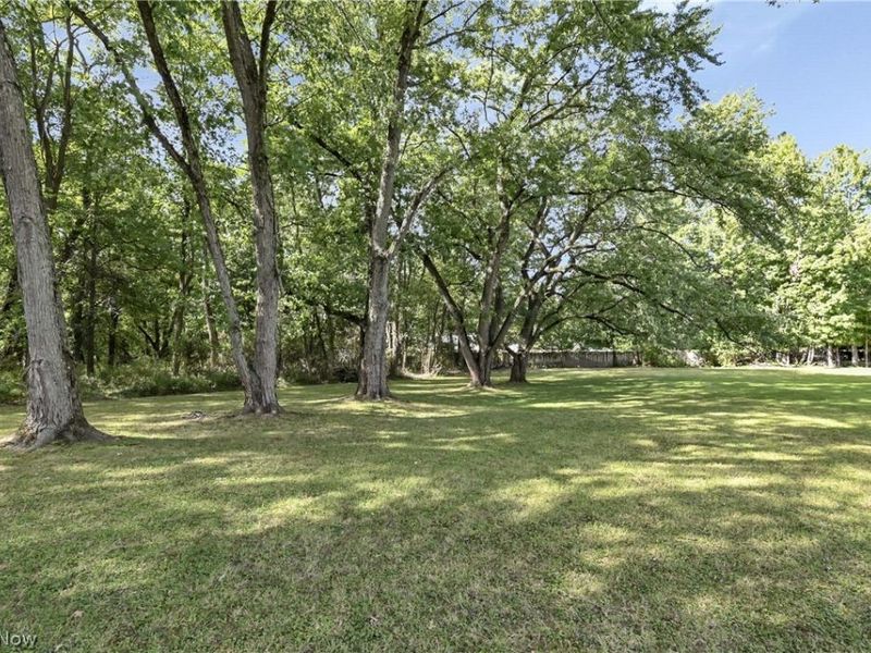 4074 Darrow Road, Stow, OH 44224 Photo 4