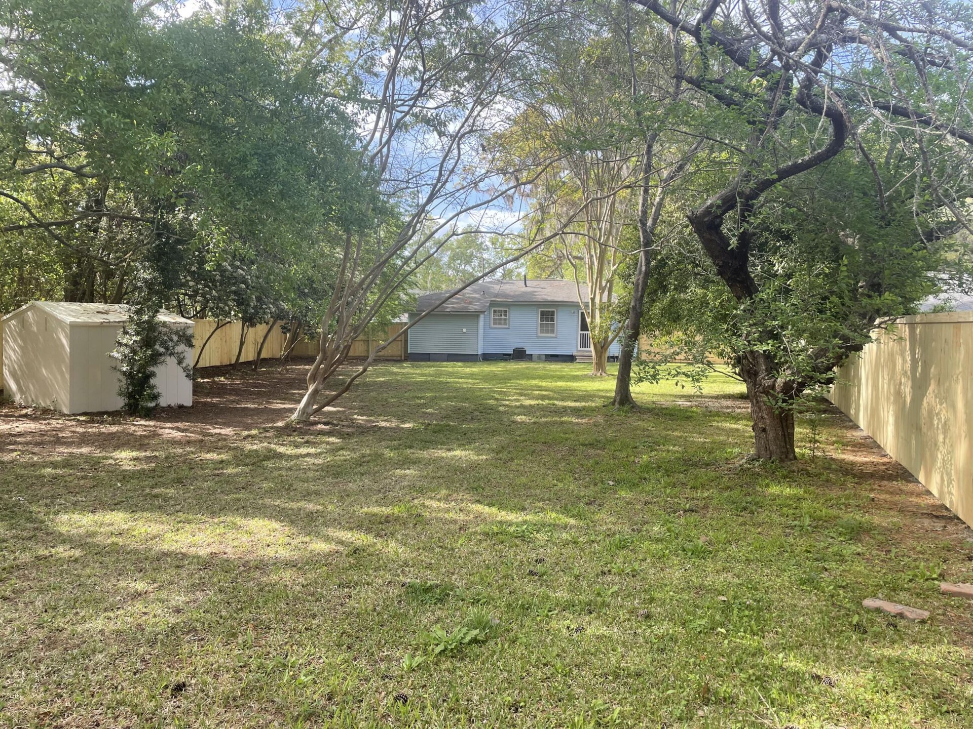 1631 Pierpont Avenue Photo 21