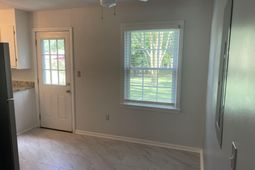 1631 Pierpont Avenue photo 4