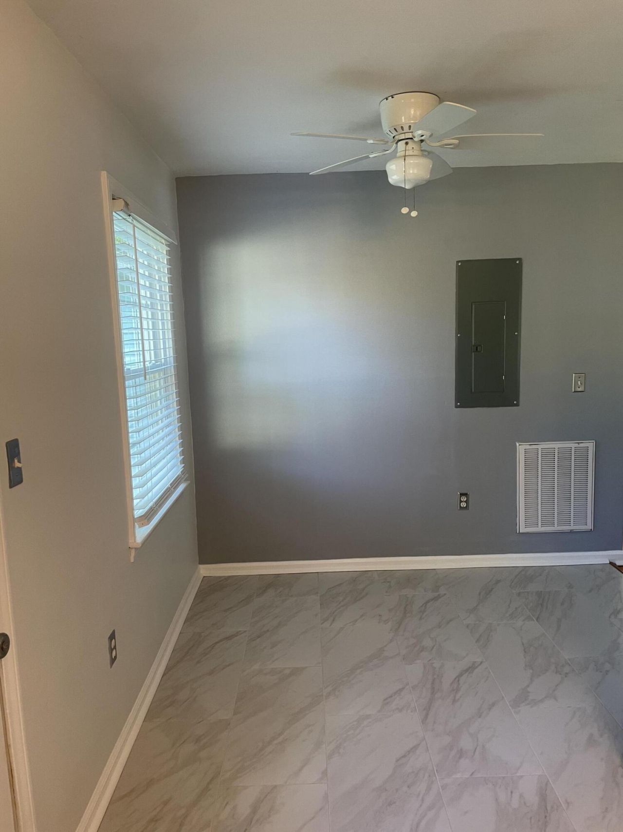 1631 Pierpont Avenue Photo 6