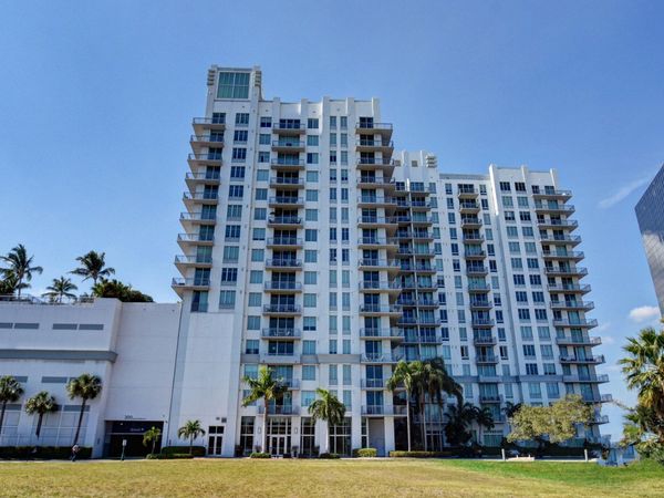 300 S Australian Avenue, Unit 128, West Palm Beach, FL 33401