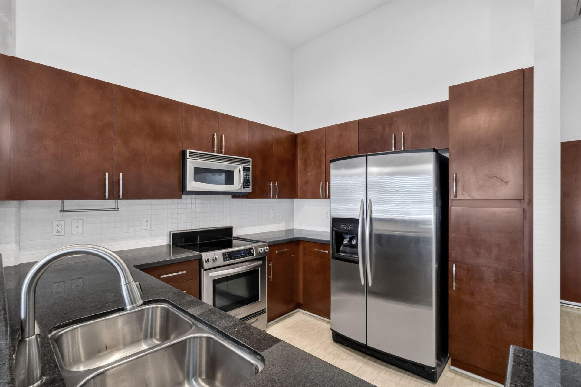 300 S Australian Avenue, Unit 128, West Palm Beach, FL 33401 Photo