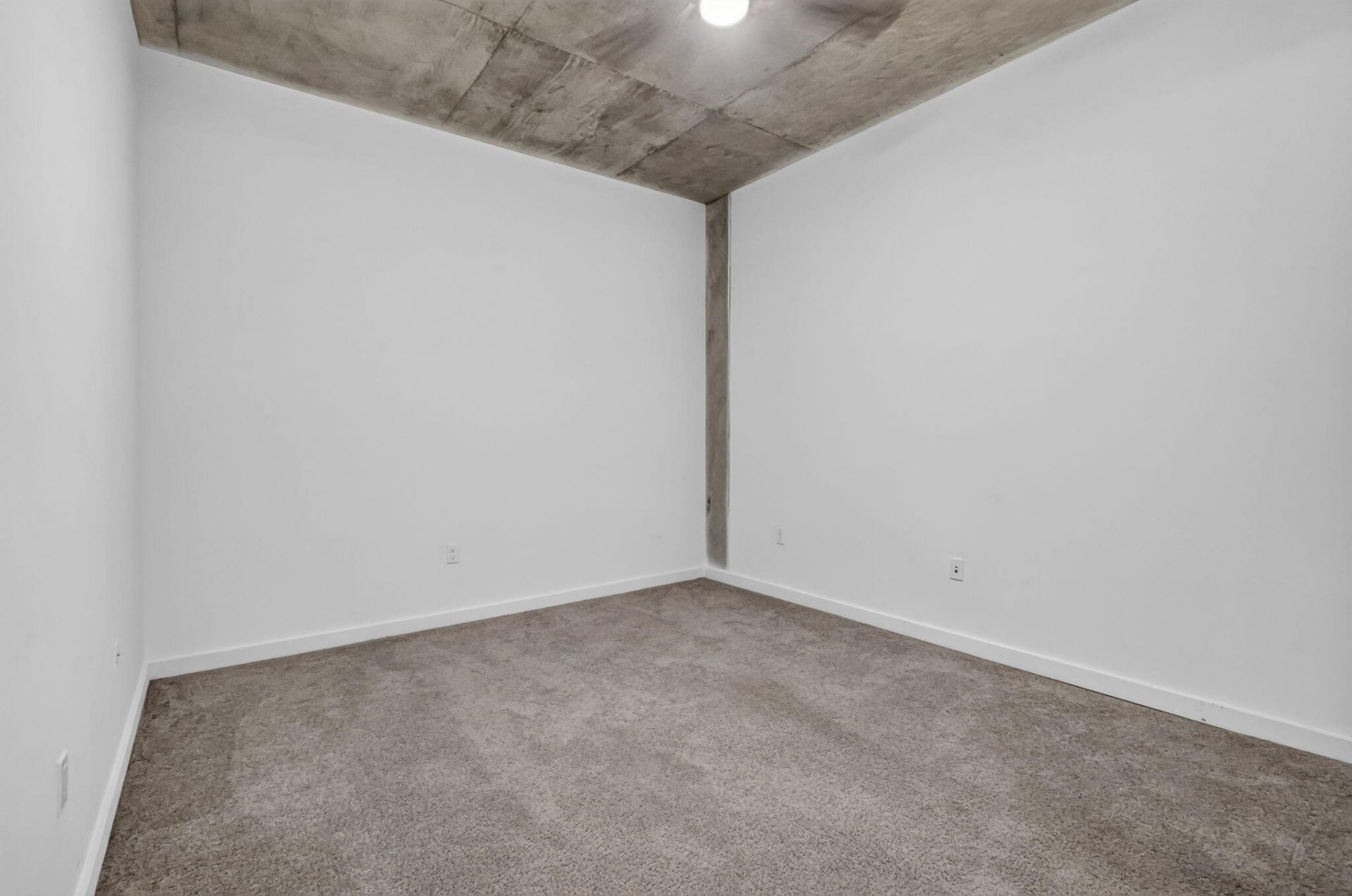 300 S Australian Avenue, Unit 128, West Palm Beach, FL 33401 Photo