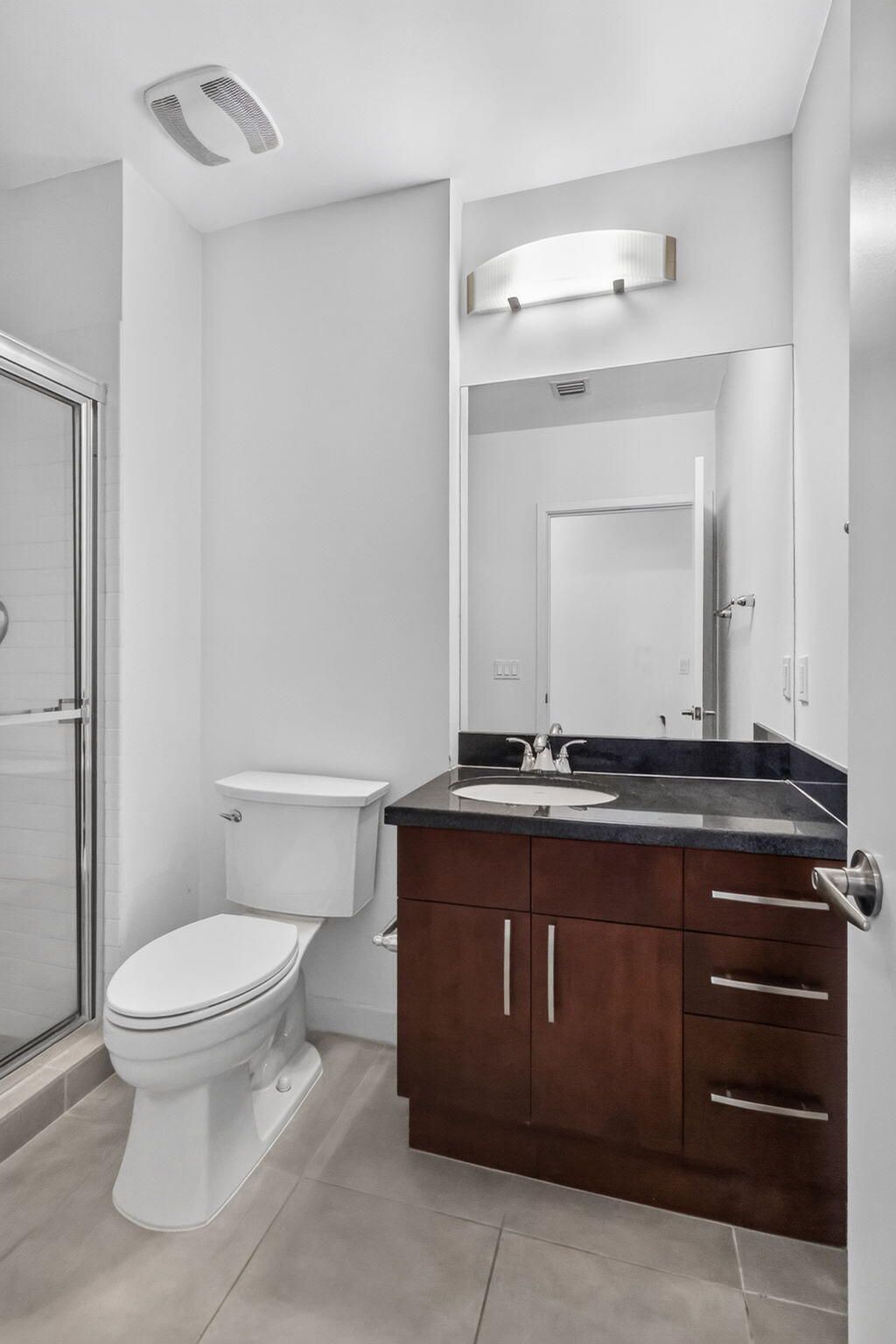 300 S Australian Avenue, Unit 128, West Palm Beach, FL 33401 Photo