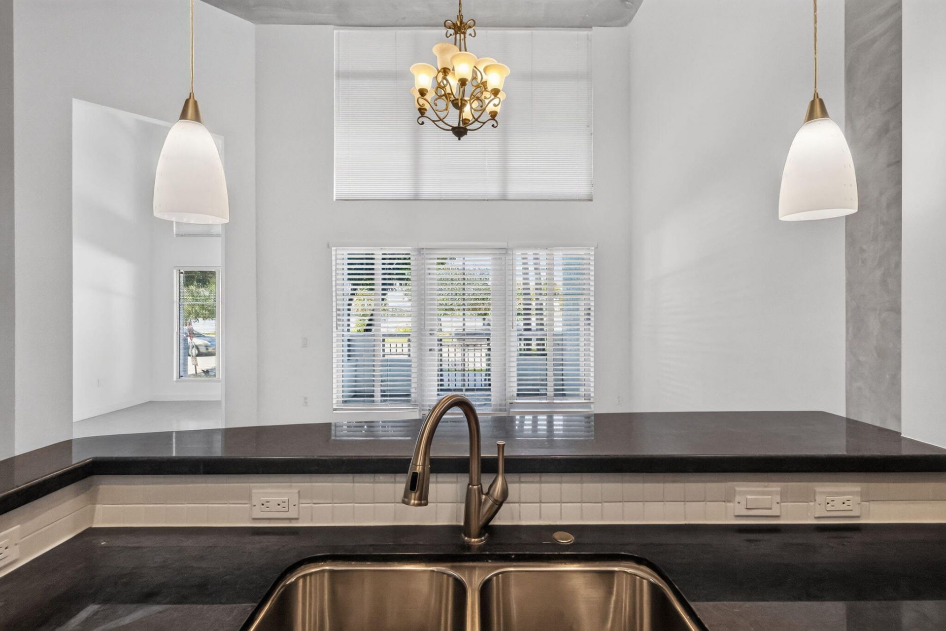 300 S Australian Avenue, Unit 128, West Palm Beach, FL 33401 Photo