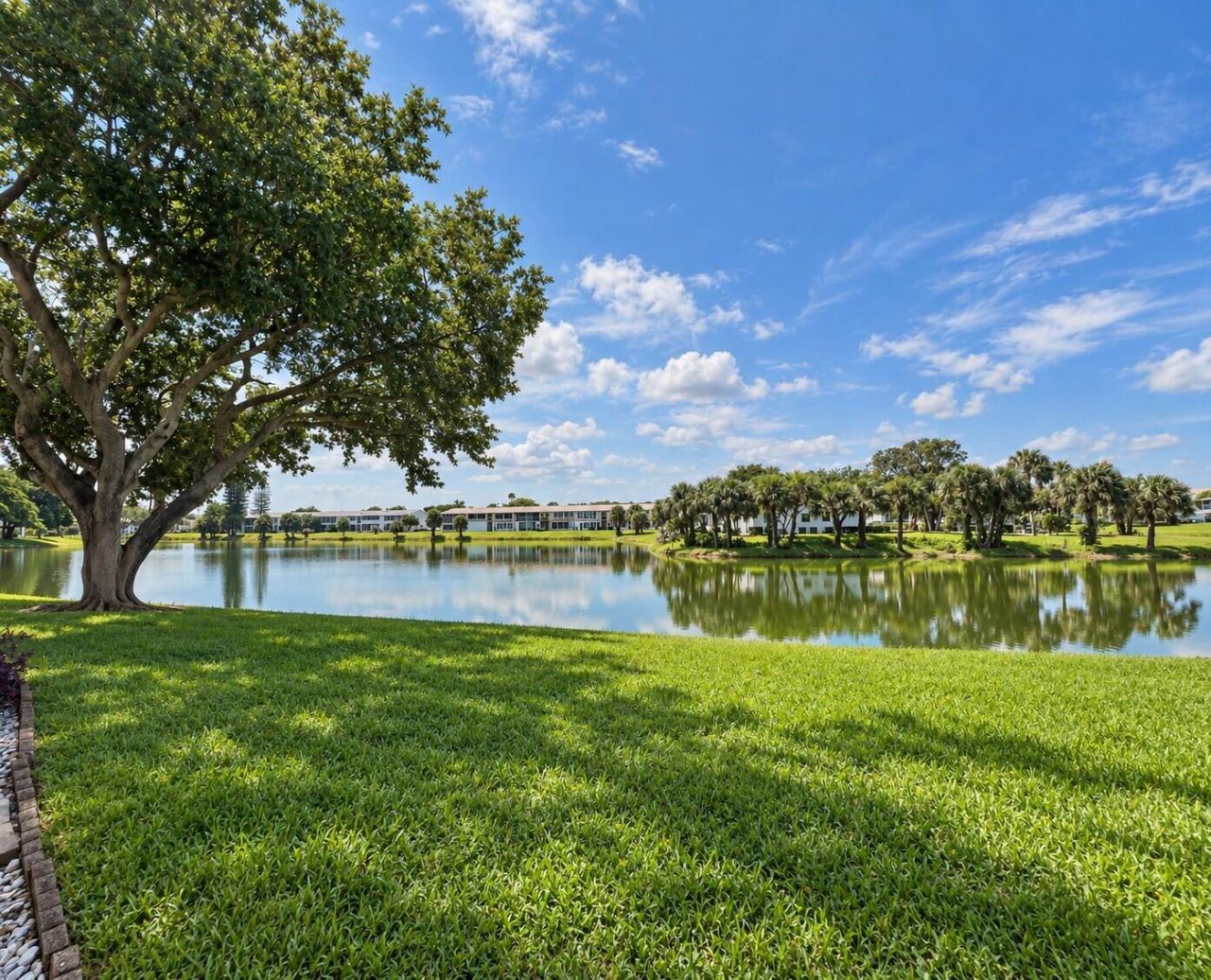 108 Somerset F, West Palm Beach, FL 33417 Photo
