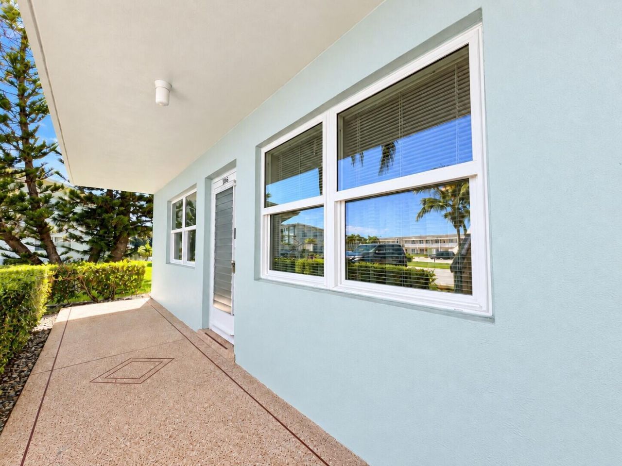 108 Somerset F, West Palm Beach, FL 33417 Photo