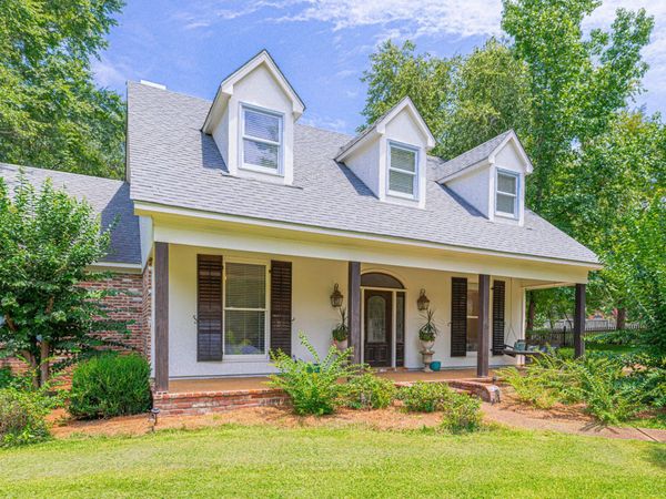102 Westfield Road, Ridgeland, MS 39157