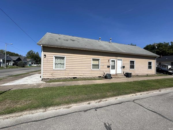 1301 N Garvin Street, Evansville, IN 47711