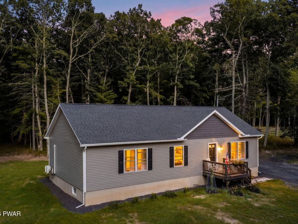 108 Knob Cone Drive , Milford, PA 18337