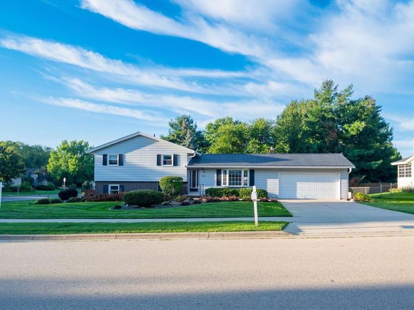 973 Harvest Lane, Sun Prairie, WI 53590