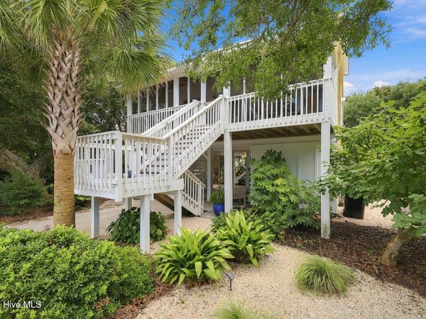 11 Shell Court, Surf City, NC 28445