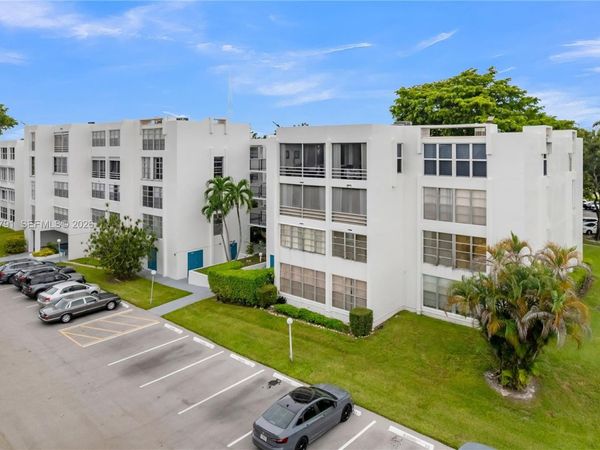 6903 Cypress Rd , Unit D26, Plantation, FL 33317