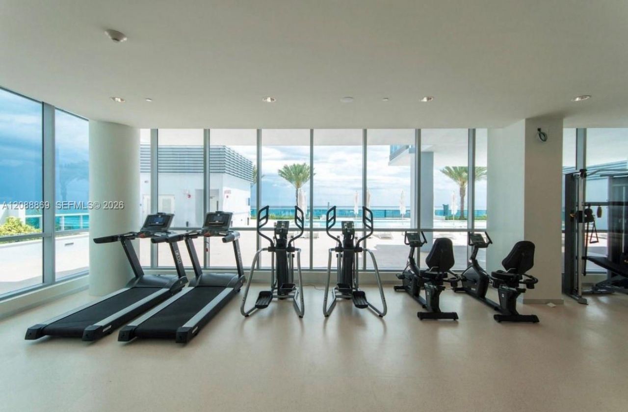 6917 Collins Ave, Unit 1026, Miami Beach, FL 33141 Photo