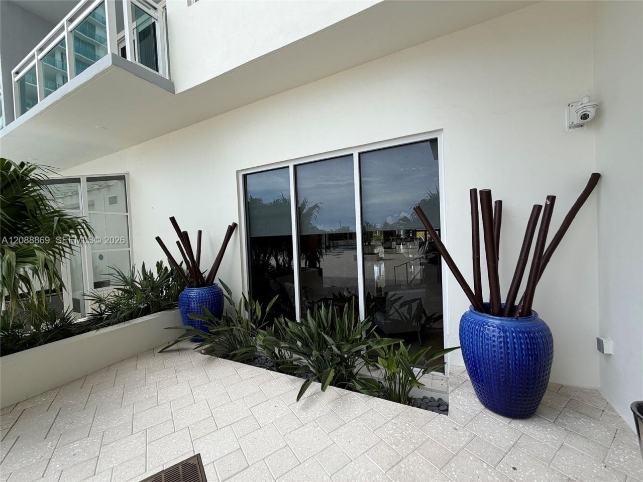 6917 Collins Ave, Unit 1026, Miami Beach, FL 33141 Photo