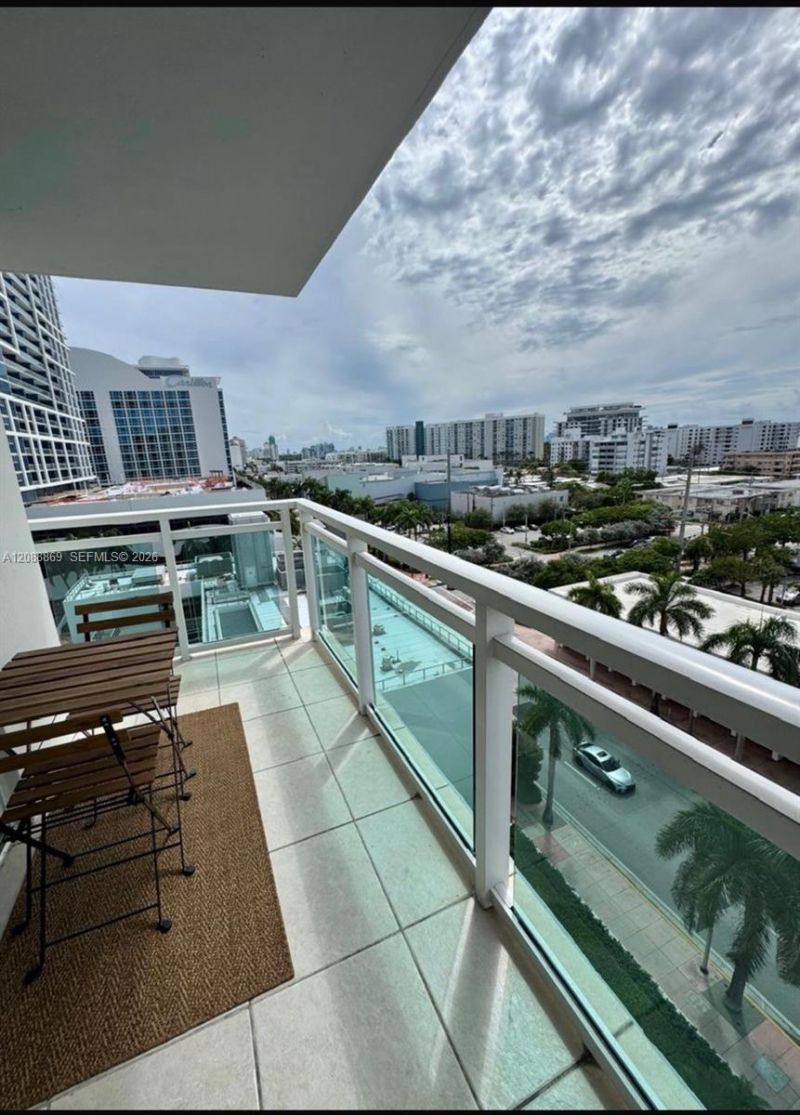 6917 Collins Ave, Unit 1026, Miami Beach, FL 33141 Photo