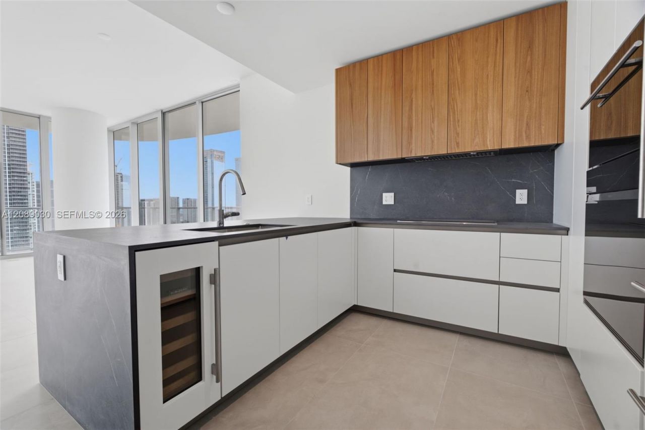 1400 Biscayne Blvd, Unit 3502, Miami, FL 33132 Photo