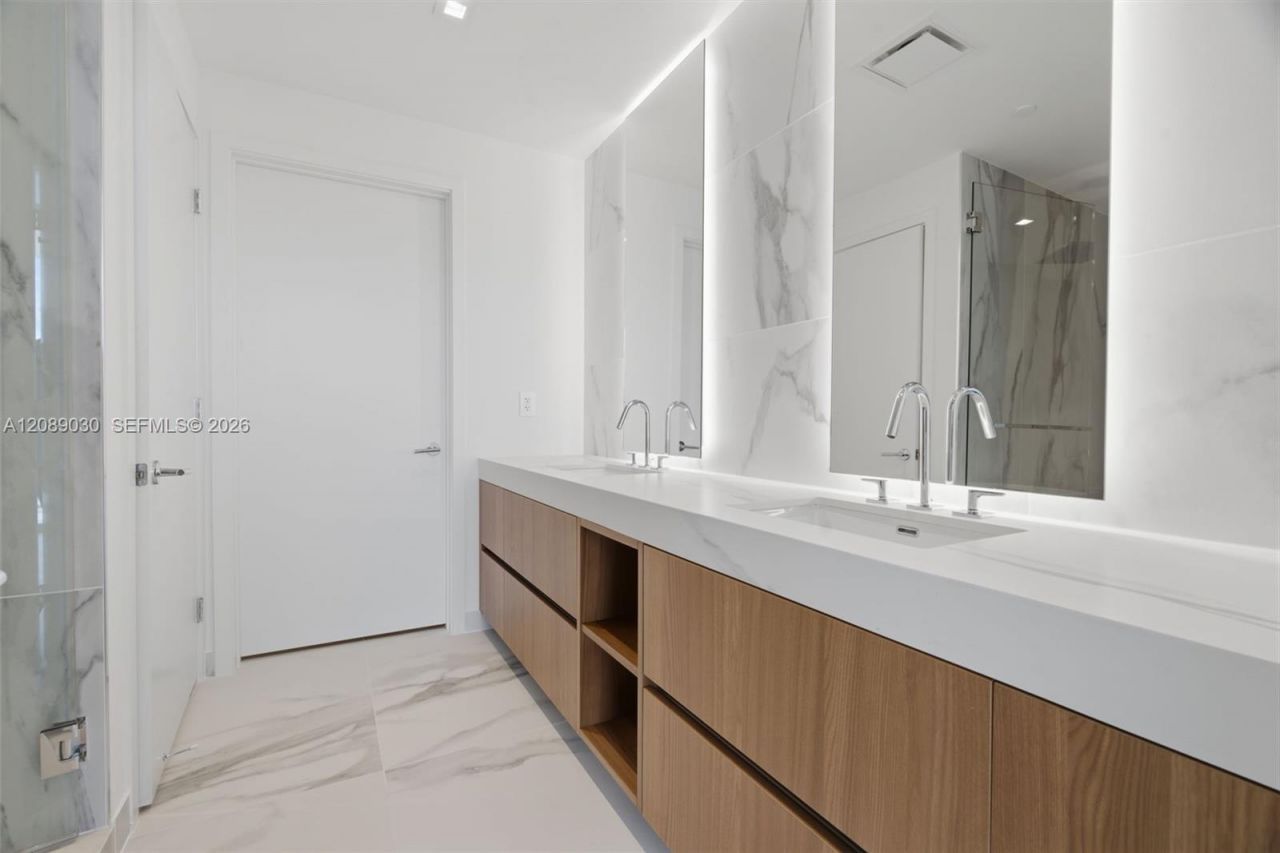 1400 Biscayne Blvd, Unit 3502, Miami, FL 33132 Photo