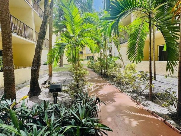 11925 NE 2nd Ave, Unit B205, North Miami, FL 33161