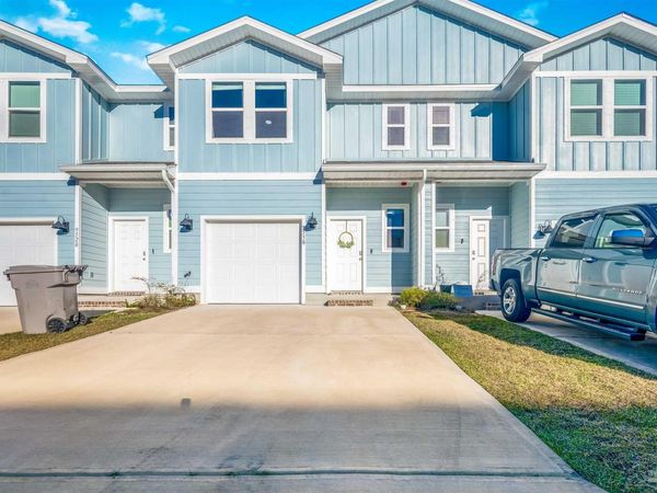 9530 Nature Creek Cir, Pensacola, FL 32526