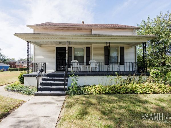 765 N Rosewood Avenue , Kankakee, IL 60901